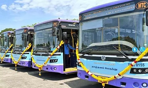 low-floor buses 