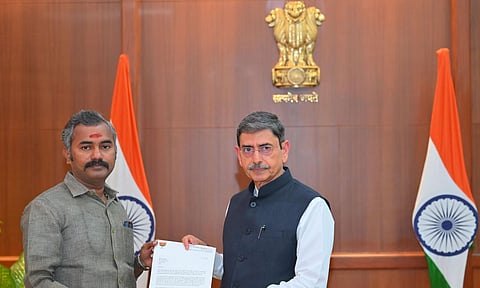 BJP state secretary A Ashvathaman met with Guv Ravi at Raj Bhavan on Friday 