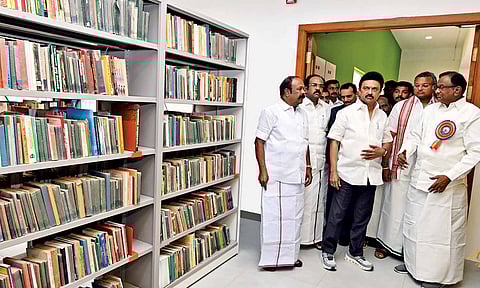 Chief Minister MK Stalin inspecting the library he inaugurated in Karaikudi on Tuesday