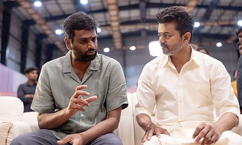 Actor Vijay and Director H Vinoth (X)