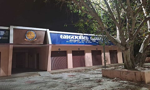 Commercial complex built by Tambaram Corporation on Kamaraj High Road in Perungalathur 