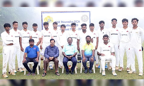 Winners of CSK- Thiruvallur DCA Inter Collegiate T20 Cricket Tournament 2024-25 (SRIHER) with Chief Guest Shri J Devadas Nayagam, Chairman Magna Arts & Science College 