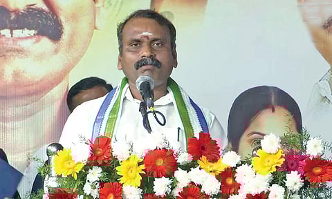 L Murugan addressing a pro-budget meeting in Nungambakkam 