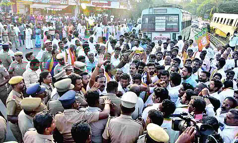 BJP cadres, cops clash during protest against minister Regupathy in Pudukkottai