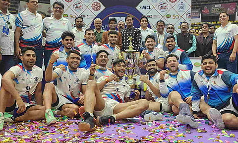 Services team with the championship 