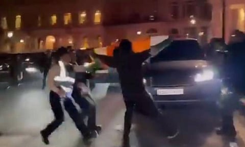  A pro-Khalistani protester attempted to breach the security perimeter outside Chatham House (X)