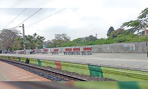 Platform without a roof at Pallavaram railway station 