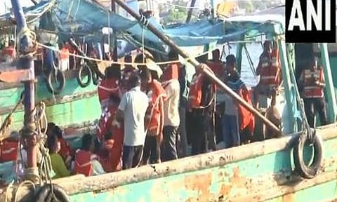 Pilgrims from Rameswaram begin their voyage across the sea to participate in the two-day annual St. Anthony's Church festival (ANI) 