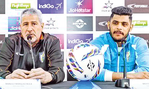 Manolo Marquez and defender Mehtab Singh during the press conference ahead of the match