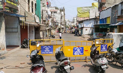  A deserted road during the third day of curfew, days after violence broke out following an agitation by a right-wing group demanding removal of Aurangzeb's tomb (PTI)
