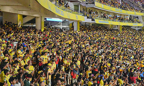 Fans at Chepauk during the match between Chennai Super Kings and Royal Challengers Bengaluru (Photo:X/@chennaiipl)