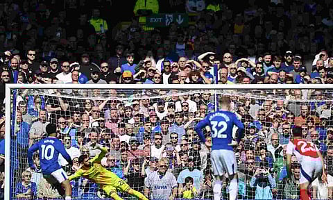  Iliman Ndiaye (10) scores from the penalty spot 