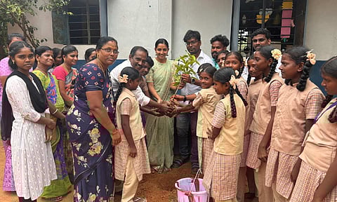  Prabhu with his team members from different districts across Tamil Nadu