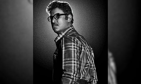 First look of Samuthirakani's character in Dulquer Salmaan's 'Kantha' 