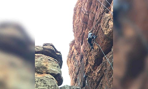 Samuel Vinoth Kumar rock climbing in Mahabalipuram