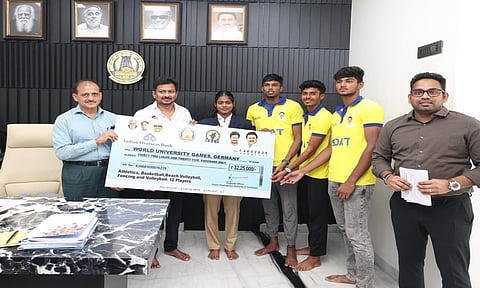 Udhayanidhi Stalin with World University Games players