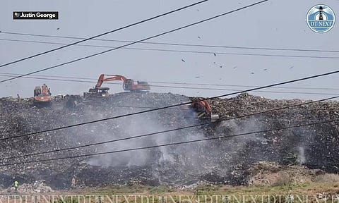 Fire breakout at Perungudi garbage dump yard in Chennai (Photo: Justin George) 
