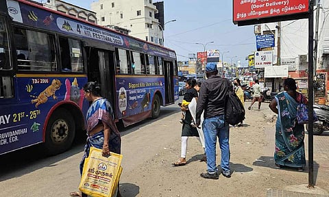 A view of Aminjikarai bus stop