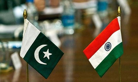 India and Pakistan flag 