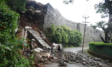 A retaining wall in Lovedale in the Nilgiris collapsed due to rains.