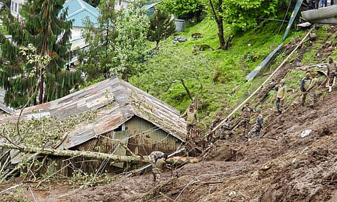 NDRF team rushed to Chhaten for search operations for missing soldiers (PTI)