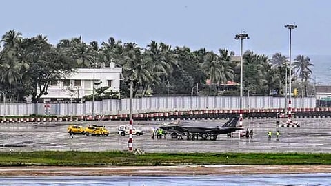 British F-35B stealth fighter remains stranded at Thiruvananthapuram Airport