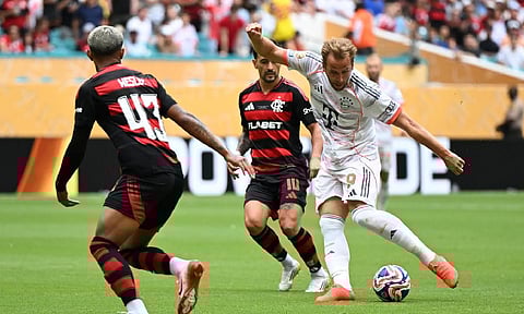  Harry Kane takes a shot to score Bayern's fourth goal
