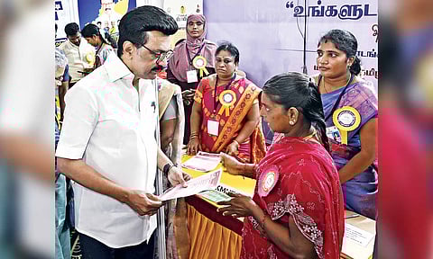 CM Stalin participated in a camp, received applications from the people, inquired about details