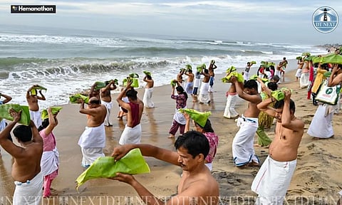 Thousands gathered at Marina Beach on Aadi Amavasai to perform ancestral rites and offer prayers as part of the annual observance (Photo: Hemanathan M)