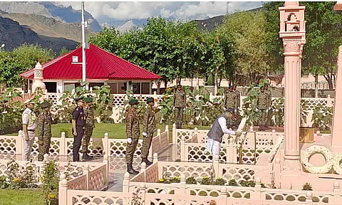 Ministers lay wreaths at the Kargil War Memorial (PTI)