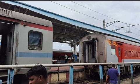 Podhigai Express coach derails at Chengalpattu station during maintenance run