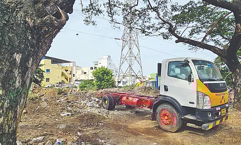 New Avadi road debris dumping