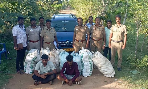 Thanjavur cops arrest duo for bid to smuggle over 200 kg of ganja to Lanka 