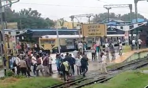 Visual from the spot (Thanthi TV)