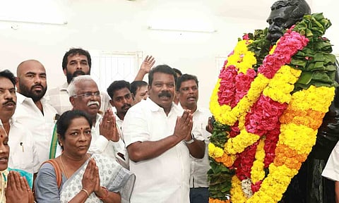 TNCC chief Selvaperunthagai after garlanding the statue of Rettamalai Srinivasan on the social justice icon’s death anniversary 