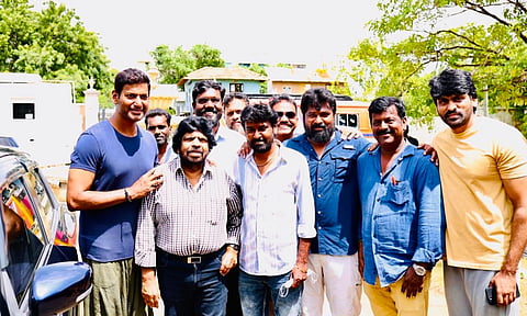 T Rajendar with Magudam team