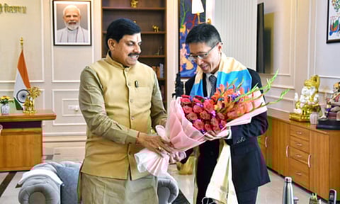 Singapore Consul General meets CM Mohan Yadav (IANS)