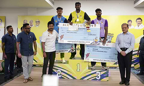 Deputy CM Udhayanidhi Stalin felicitating the college boys’ weightlifting winners 
