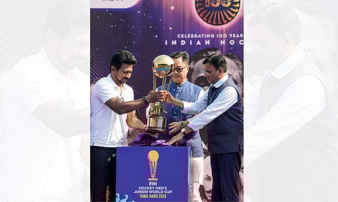 Deputy Chief Minister Udhayanidhi Stalin, Union Minority Affairs Minister Kiren Rijiju, Union Sports Minister Mansukh Mandaviya, with the Junior World Cup trophy