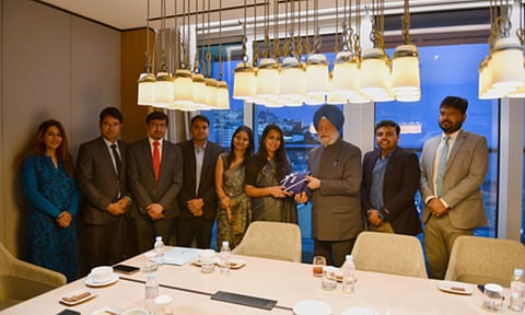 Minister of Petroleum and Natural Gas, Hardeep Singh Puri with the students (Photo: IANS)