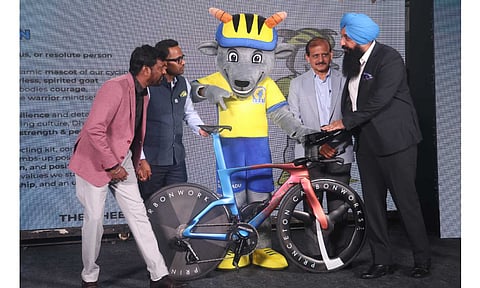 M Sudhakar, President TNCA, J Meghanatha Reddy, MS, SDAT, Atulya Misra, ACS, Youth Welfare and Sports Development and Maninder Pal Singh, Secy, CFI unveil the mascot during the event (Justin George) 
