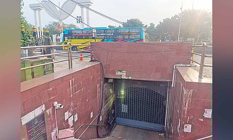 Subway opposite Madras Univ closed at 9 am on Wednesday