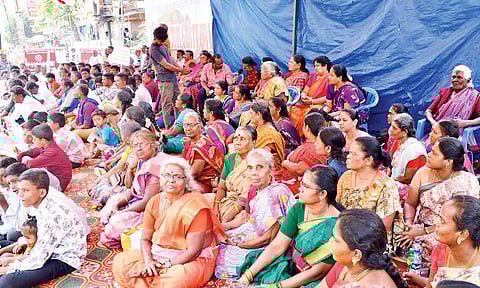 Devotees stage hunger strike at Tiruparankundram on Saturday