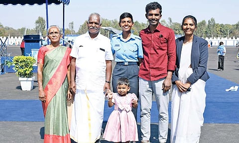 Ponsharmini with her family during Combined Graduation Parade ceremony on Saturday.