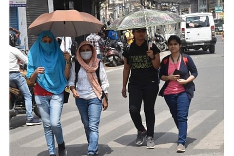 Heat wave to severe heat wave prevails in many states: Reports