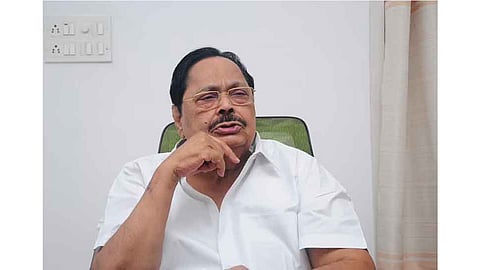 Water Resource Department Minister S. Duraimurugan (Source: Daily Thanthi)