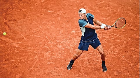 Holger Rune returns to Stefanos Tsitsipas