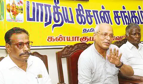 Mohini Mohan Mishra (centre), national general secretary, BKS, addressing a meeting in Kanniyakumari on Sunday