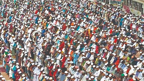 Old images from Bangladesh shared as that of Nainital