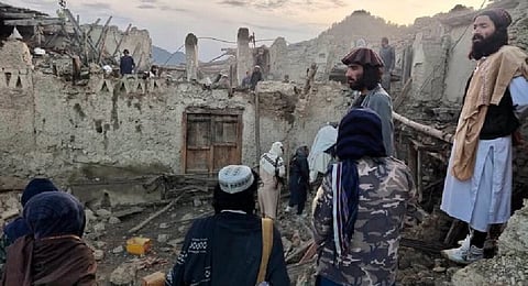 An earthquake of magnitude 6.1 killed 950 people in Afghanistan